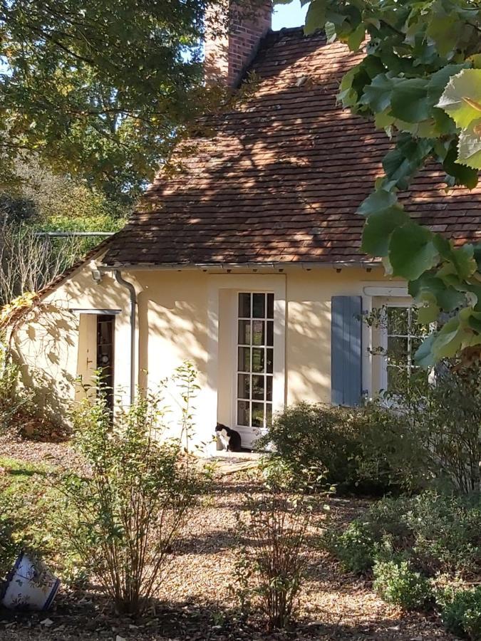 La Chaine Saint-Jean-du-Bois エクステリア 写真